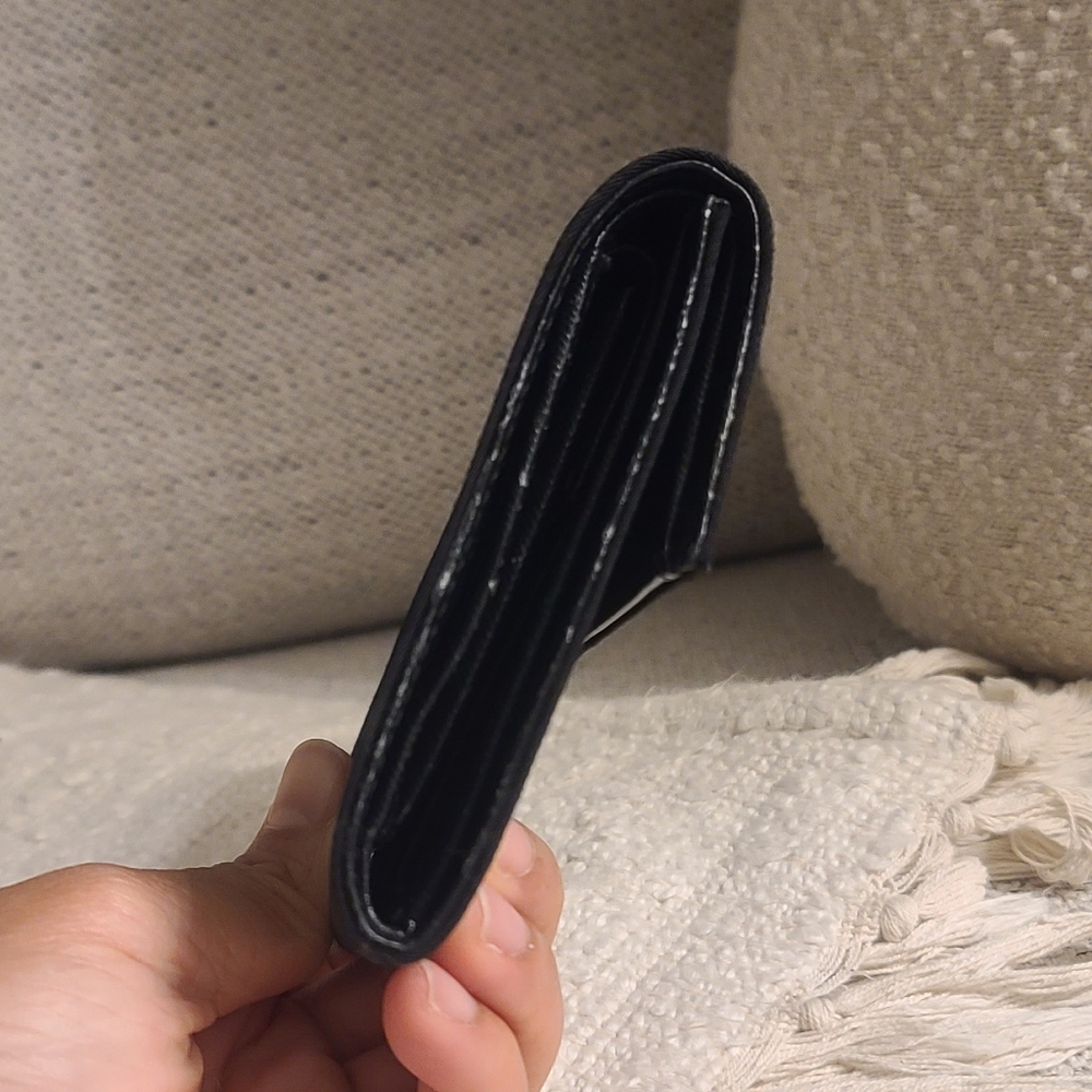 Prada Black Wallet - Picture 4 of 10